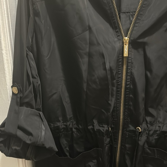 Calvin Klein Hooded Raincoat - Picture 3 of 6